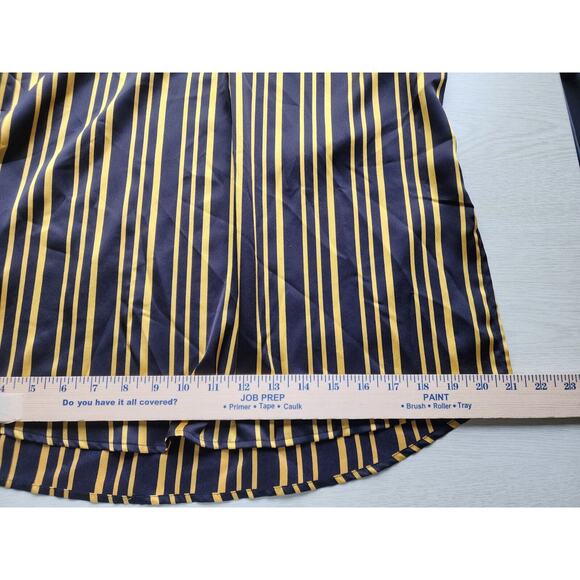 Top/Blouse-INC-International Concepts-Black-Gold-Striped-Long Sleeves-Long Top-M - Picture 12 of 16